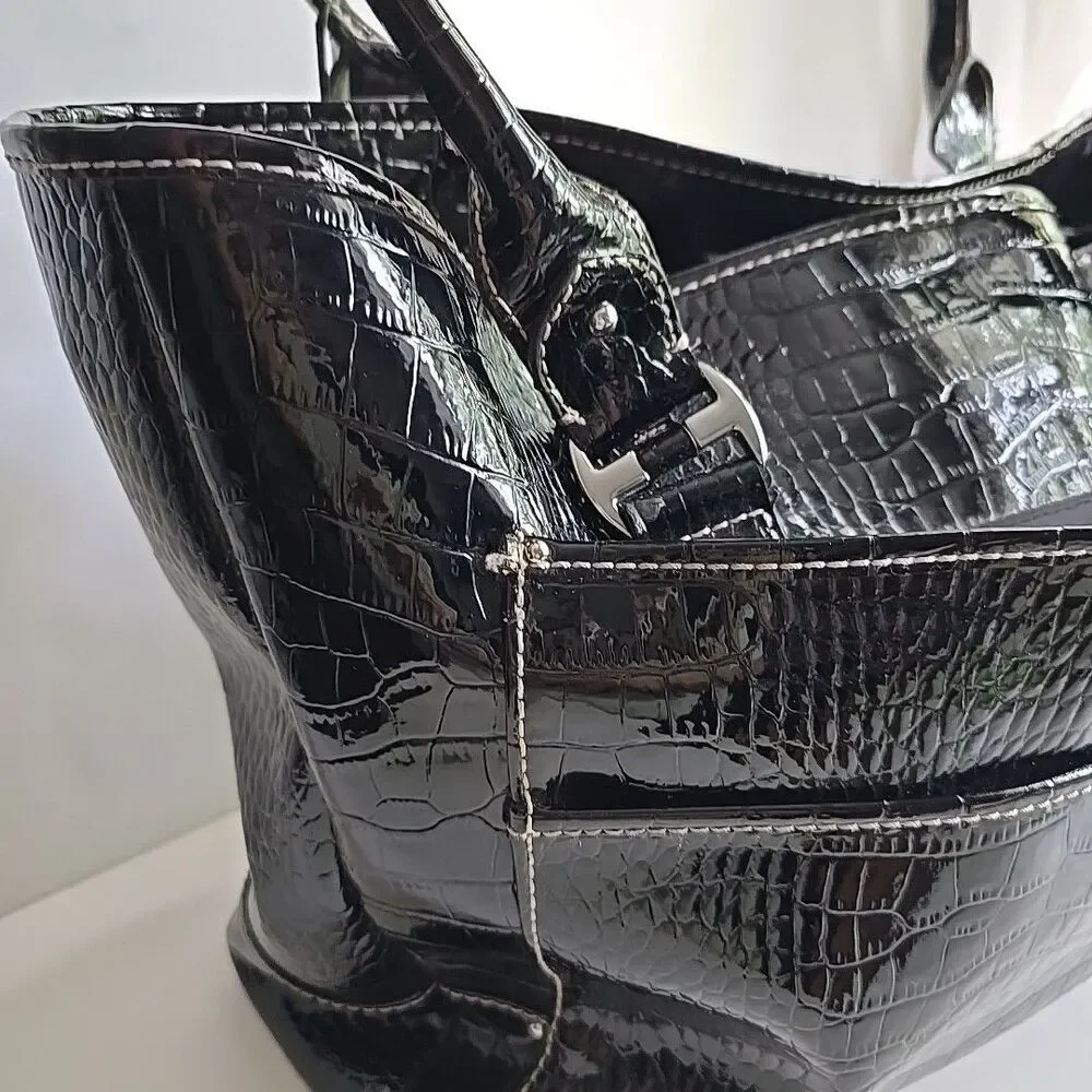 LIZ CLAIBORNE Embossed Faux Crocodile Black Purse Tote Shoulder Bag 14x10x5 EUC